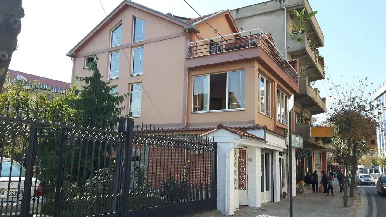 Guest house Vila Topciu Pogradec
