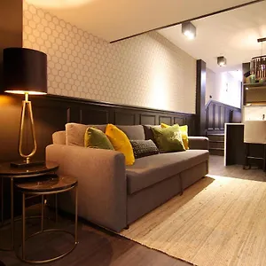 https://house-of-freddy.amsterdamhotelsnl.com