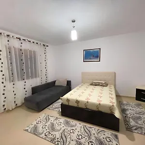 Prázdninový dům Guri, Pogradec